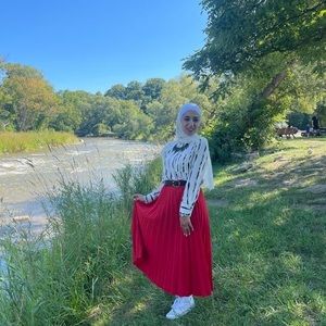 Meet your Posher, Hadeel